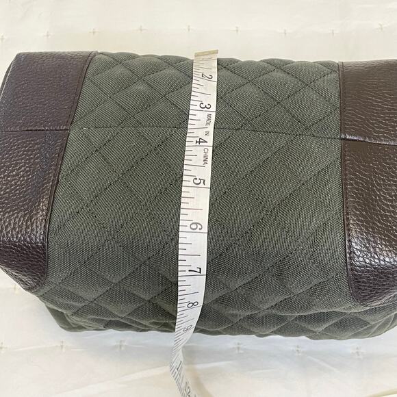 Talbots Army Green Quilted Nylon Canvas Shoulder Bag with Leather Trim Purse - Picture 9 of 10